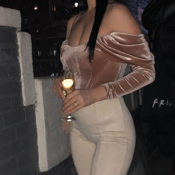 Top - Picture 2 of 2